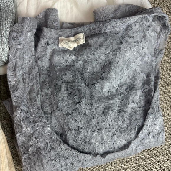 Box  Different Brands Like Forever21,Fashion Nova,And Pretty Little Thing  #1 - Picture 10 of 11